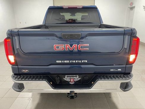 Used 2022 GMC Sierra 1500 SLE AWD/4WD image 5