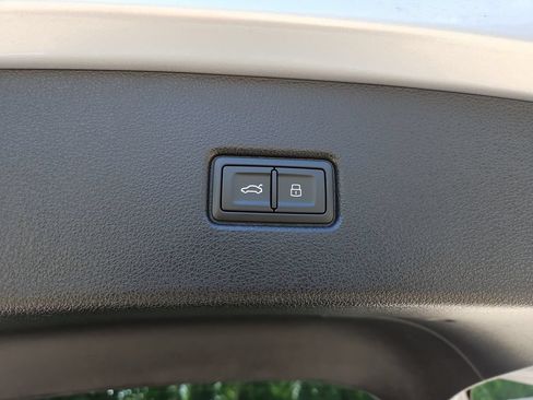 Certified 2023 Audi Q5 2.0T Premium w/ Convenience Package AWD/4WD image 35