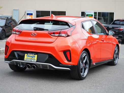 Used 2020 Hyundai Veloster Turbo FWD image 3