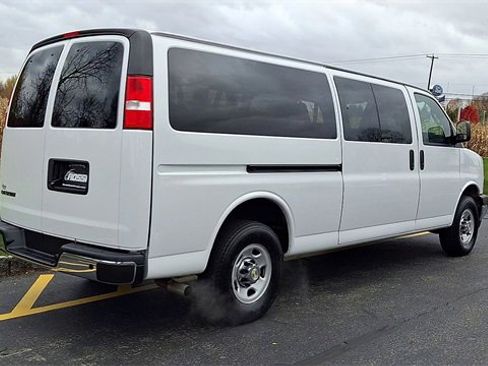 Certified 2024 Chevrolet Express 3500 LT w/ LT Preferred Equipment Group image 8