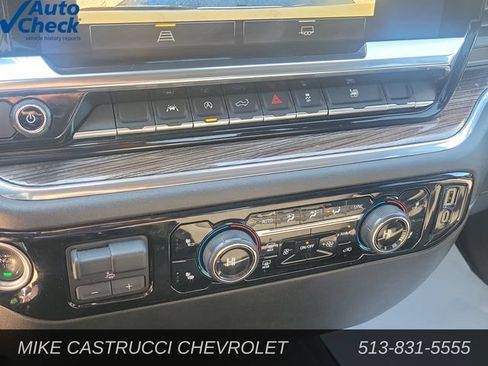 Used 2025 Chevrolet Silverado 1500 LT AWD/4WD image 19