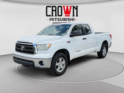 Used 2010 Toyota Tundra 4x4 Double Cab image 7
