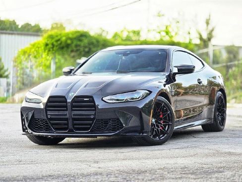 Used 2021 BMW M4 Coupe w/ Executive Package image 2