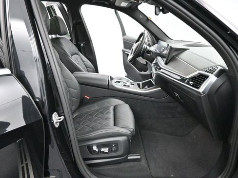 Used 2024 BMW X5 xDrive40i AWD/4WD image 34