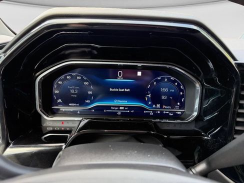 Used 2022 Chevrolet Silverado 1500 LT AWD/4WD image 21