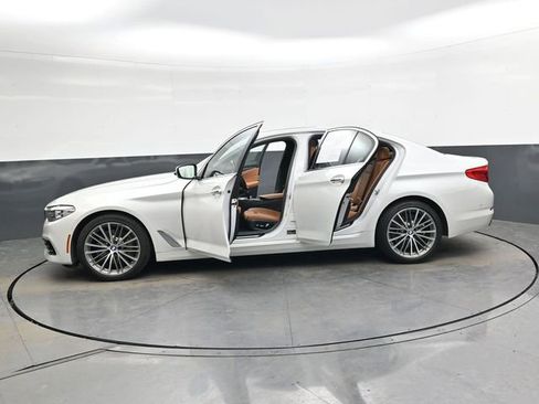 Used 2018 BMW 540i image 36