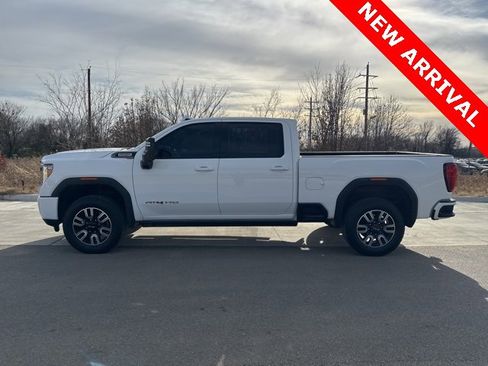 Used 2023 GMC Sierra 2500 AT4 w/ AT4 Preferred Package image 6