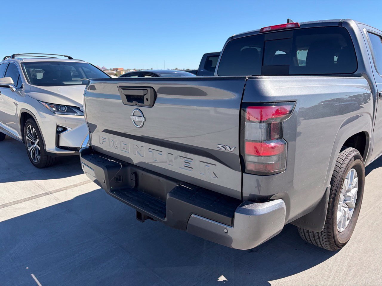 Used 2024 Nissan Frontier SV w/ SV Convenience Package RWD image 4