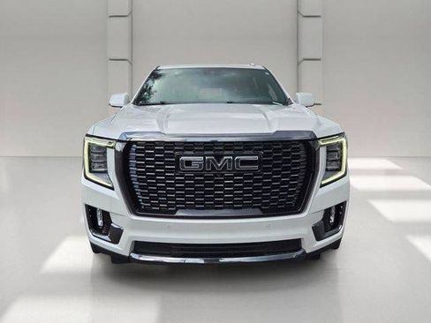 Certified 2023 GMC Yukon XL Denali Ultimate w/ LPO, Floor Liner Package AWD/4WD image 8