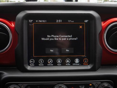 Used 2019 Jeep Wrangler Unlimited Rubicon w/ Dual Top Group image 16