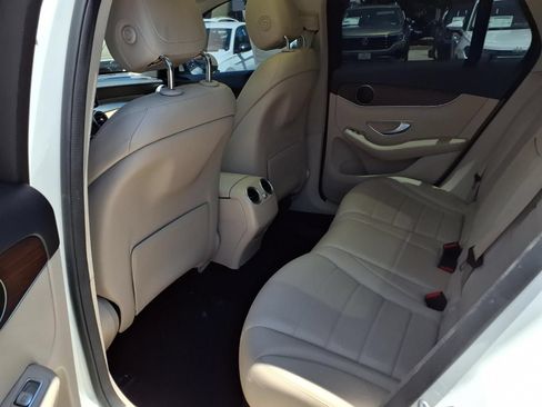 Used 2022 Mercedes-Benz GLC 300 image 19