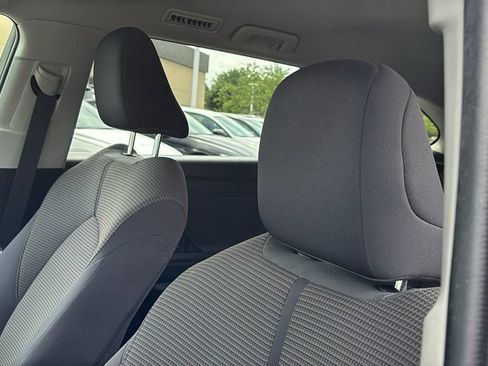 Used 2023 Toyota Highlander L FWD image 24