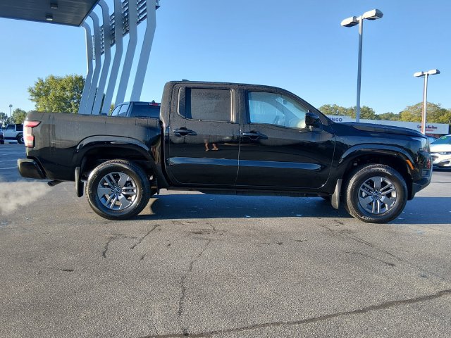 Certified 2025 Nissan Frontier SV AWD/4WD image 2