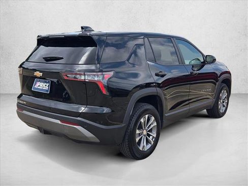 Used 2025 Chevrolet Equinox LT AWD/4WD image 5