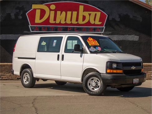 Used 2014 Chevrolet Express 2500 image 5