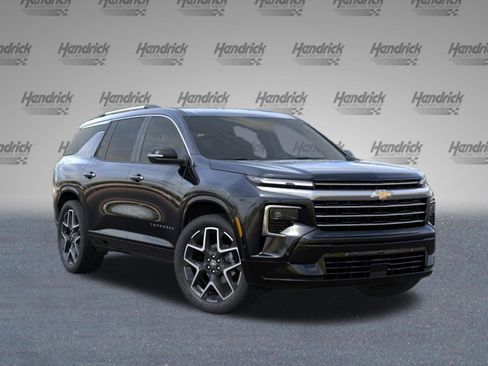 New 2026 Chevrolet Traverse High Country w/ LPO, Floor Liner Package AWD/4WD image 2