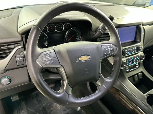Used 2018 Chevrolet Suburban LS image 19