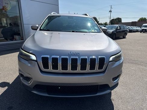 Used 2019 Jeep Cherokee Limited AWD/4WD image 3
