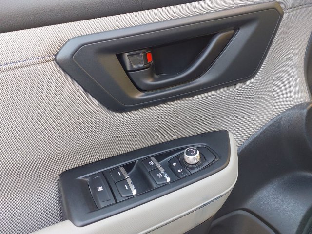 Used 2025 Subaru Forester Premium AWD/4WD image 10