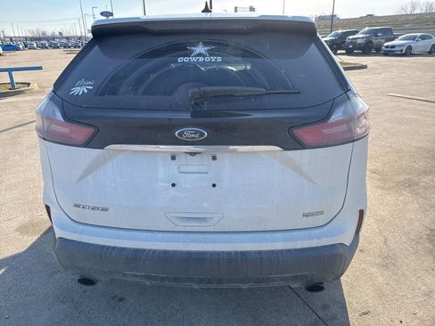 Used 2019 Ford Edge SE image 8