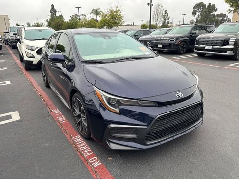 Used 2020 Toyota Corolla XSE image 4