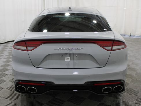 Used 2022 Kia Stinger GT2 image 34