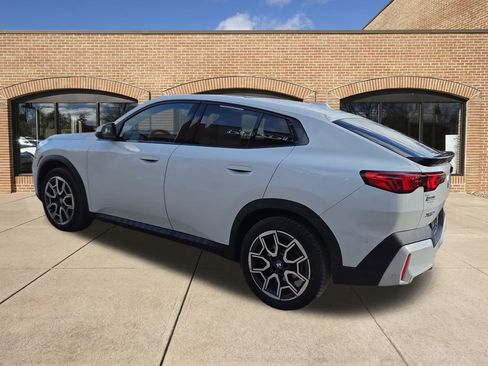 Used 2025 BMW X2 xDrive28i image 6