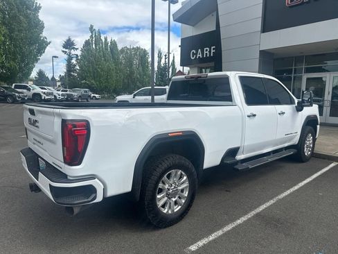 Used 2020 GMC Sierra 3500 Denali w/ Denali Ultimate Package AWD/4WD image 2