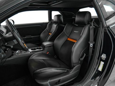 Used 2008 Dodge Challenger SRT8 image 25