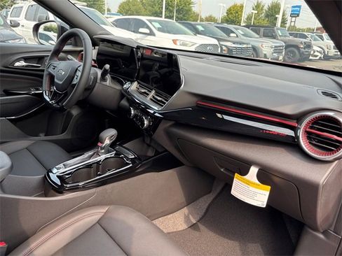 New 2026 Chevrolet Trax RS w/ Driver Confidence Package image 31