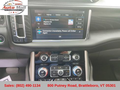 Used 2021 GMC Yukon XL Denali w/ Denali Premium Package AWD/4WD image 19