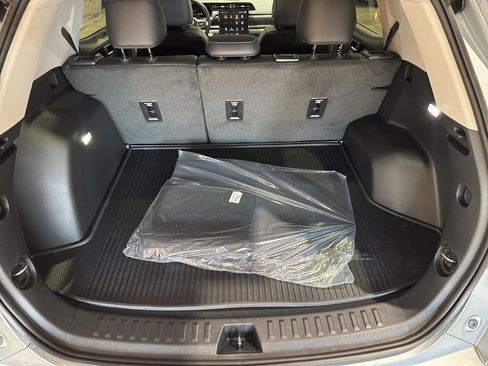 New 2026 GMC Terrain Denali w/ LPO, Black Badging Package image 13