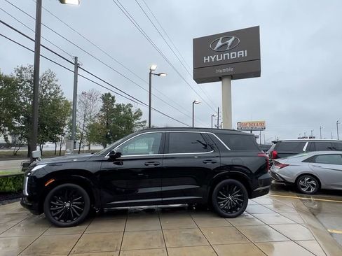 Certified 2025 Hyundai Palisade Calligraphy image 5