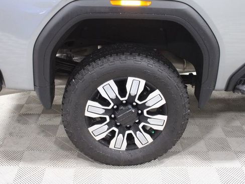 Used 2025 GMC Sierra 2500 Denali image 45