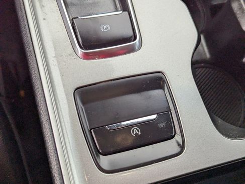 Used 2024 Ford Edge SEL image 24