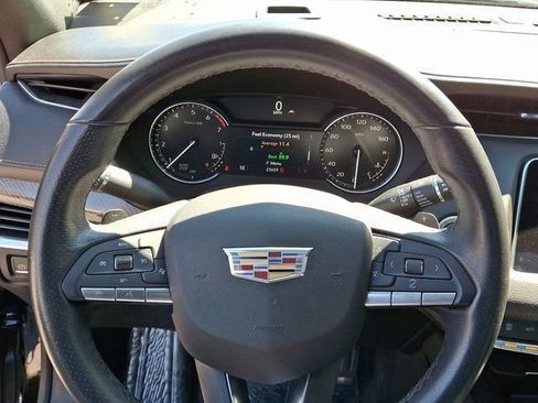 Used 2023 Cadillac XT4 Sport FWD image 33