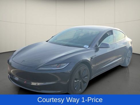 Used 2026 Tesla Model 3 RWD image 4