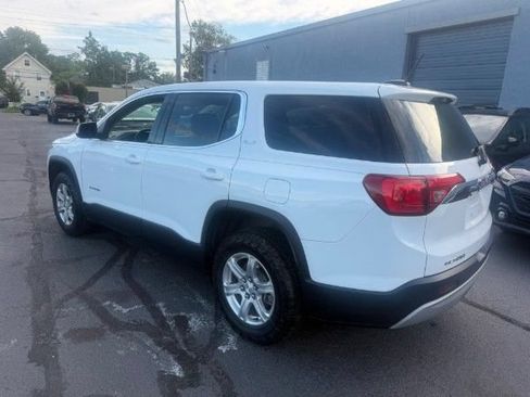 Used 2019 GMC Acadia SLE FWD image 13