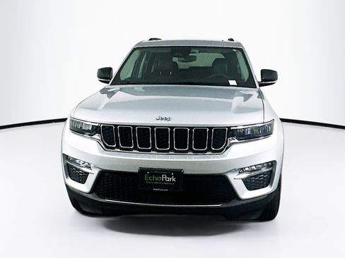 Used 2023 Jeep Grand Cherokee 4WD 4xe image 2