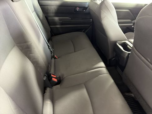 Used 2025 Toyota Tacoma SR5 AWD/4WD image 22