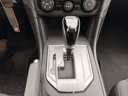 Used 2019 Subaru Crosstrek 2.0i Premium w/ Moonroof Package image 21