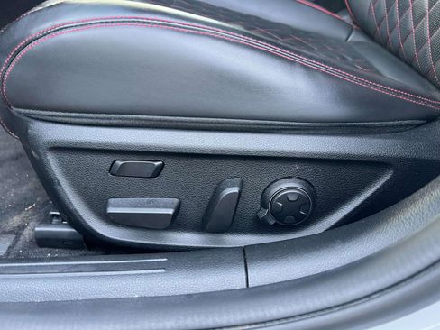 Used 2023 Genesis G70 3.3T w/ Sport Prestige Package image 19