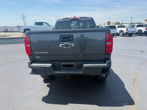 Used 2016 Chevrolet Colorado Z71 AWD/4WD image 8