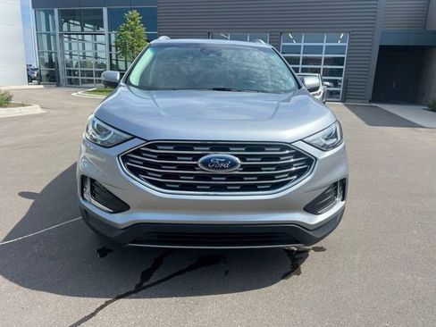 Used 2021 Ford Edge SEL w/ Convenience Package AWD/4WD image 2
