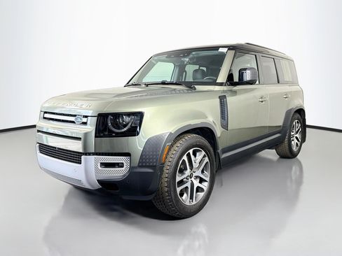 Used 2025 Land Rover Defender 110 S AWD/4WD image 4