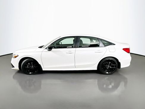 Used 2023 Honda Civic Sport image 4