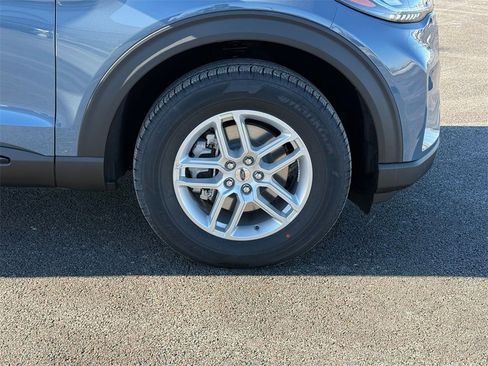 New 2026 Ford Explorer Active image 23
