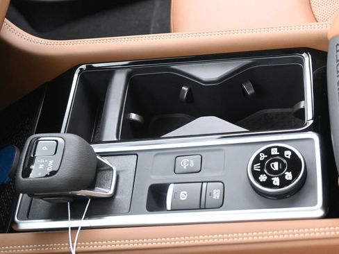 New 2026 Nissan Pathfinder Platinum AWD/4WD image 25