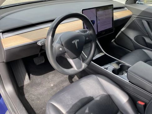 Used 2019 Tesla Model 3 RWD image 10