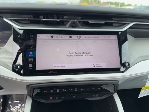 New 2026 Jeep Cherokee Limited image 12